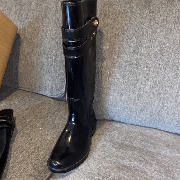 Like new coach rain boots size 7 - Picture 4 of 4